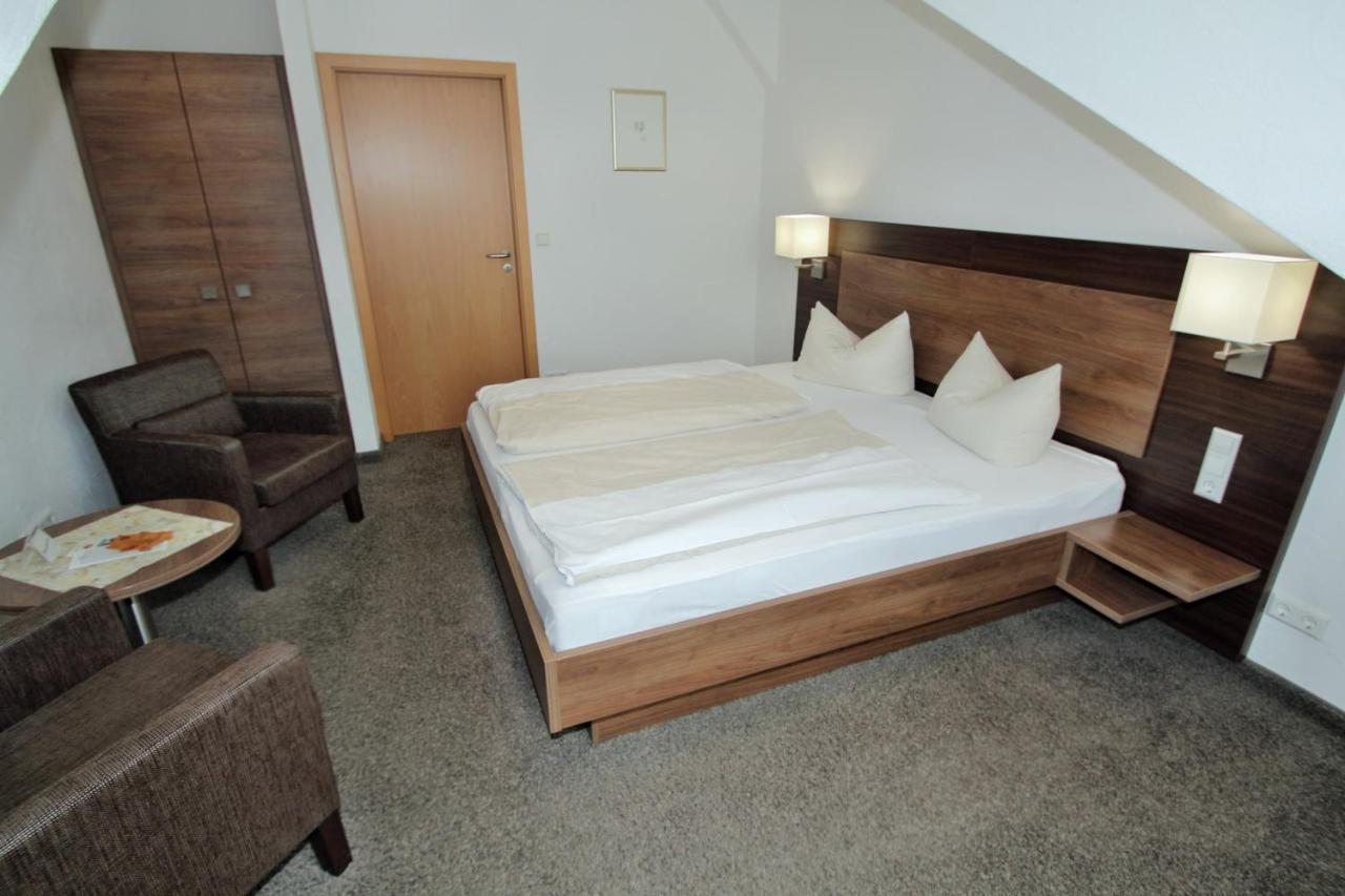 Weinhotel Kienle เบอร์ไวเลอร์ ภายนอก รูปภาพ