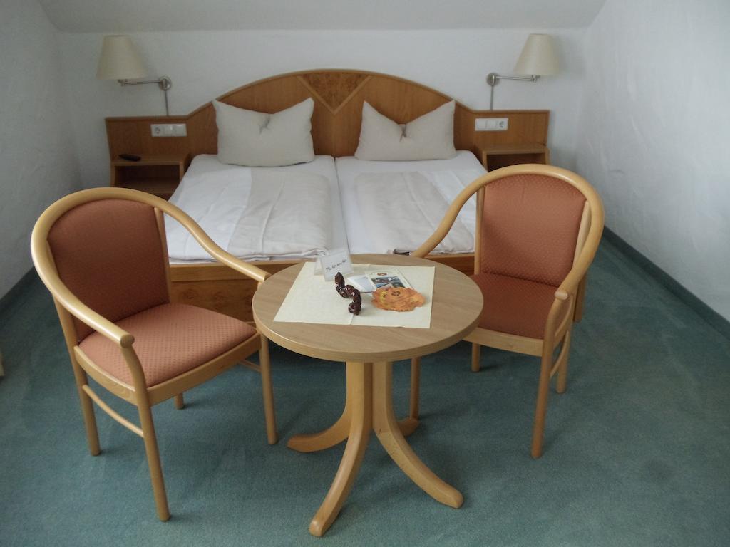 Weinhotel Kienle เบอร์ไวเลอร์ ห้อง รูปภาพ